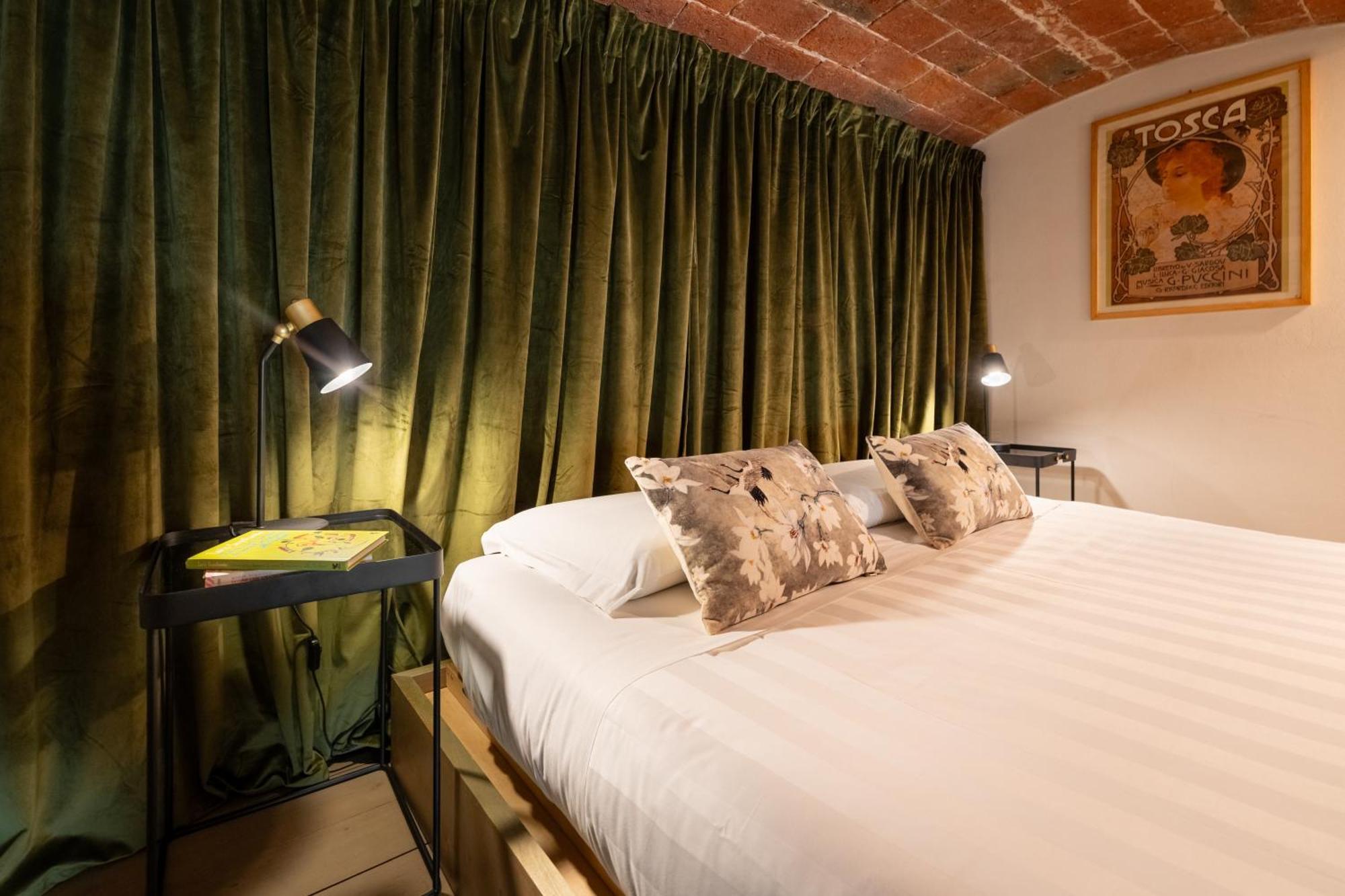 Via Cimabue 8B - Florence Charming Apartments - Metropolitan Loft In Florence - 20 Minute Walk To City Center - Excellent Base For Exploring - Less Than 5 Minute Walk To The Supermarket - Amazing Bakery On The Corner Exteriör bild