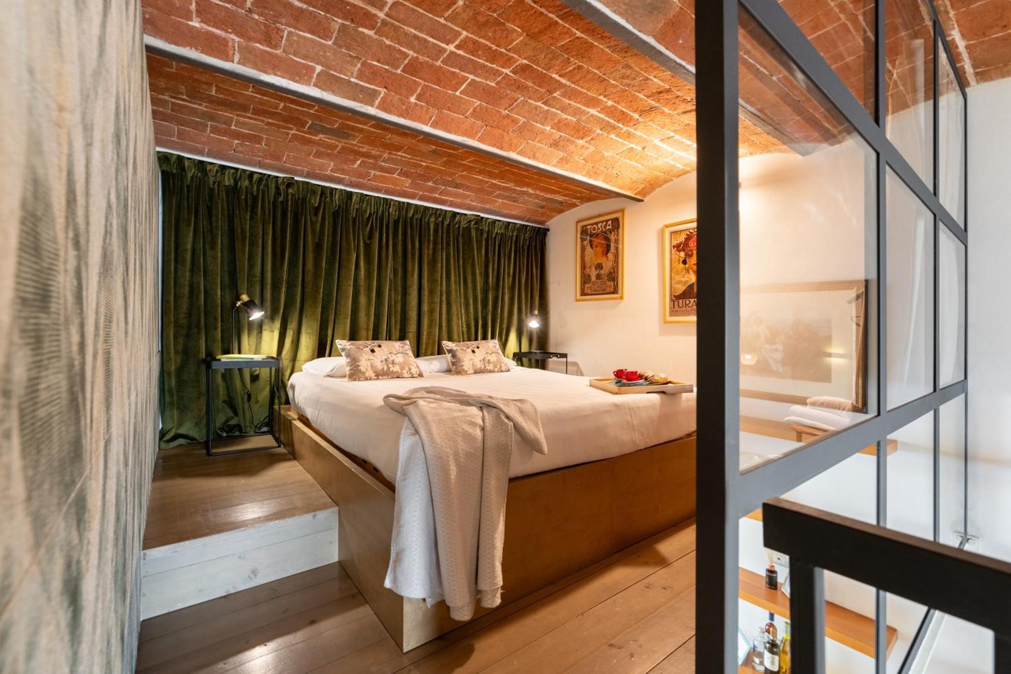 Via Cimabue 8B - Florence Charming Apartments - Metropolitan Loft In Florence - 20 Minute Walk To City Center - Excellent Base For Exploring - Less Than 5 Minute Walk To The Supermarket - Amazing Bakery On The Corner Exteriör bild